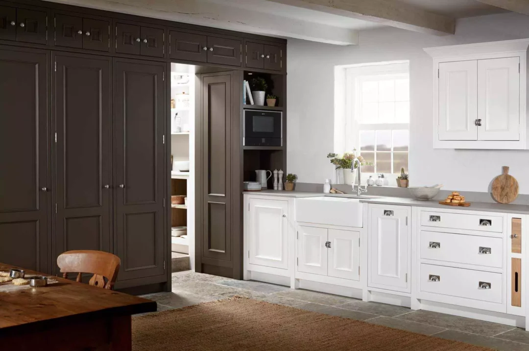 1909 Modern Shaker Kitchen.