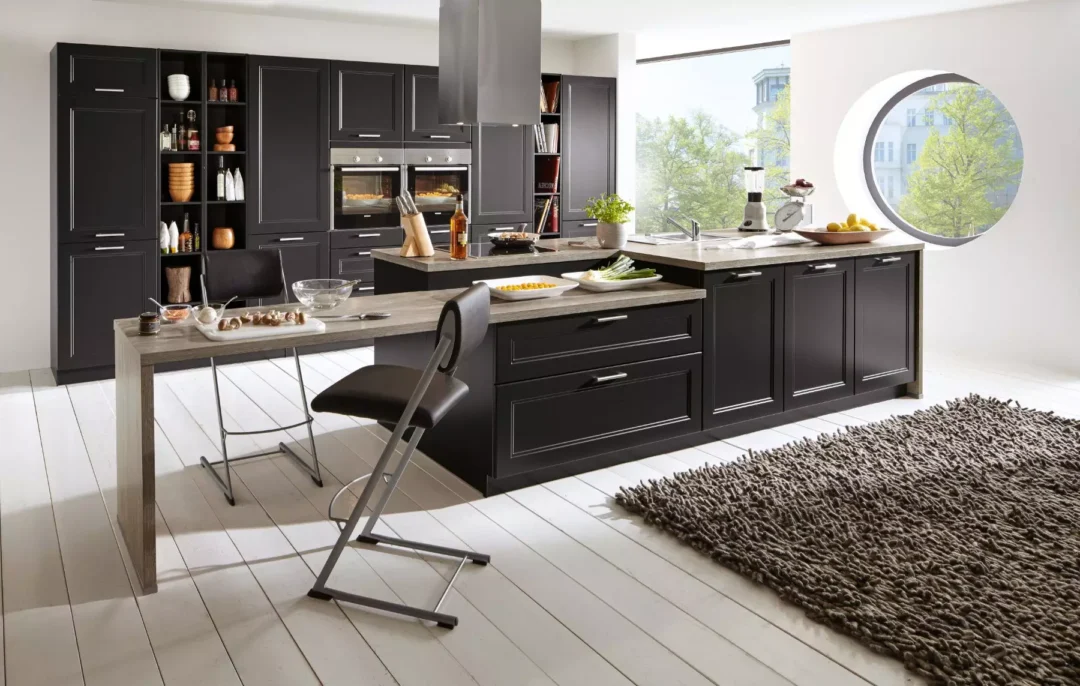 Bauformat Black Shaker Kitchen With Island 1.