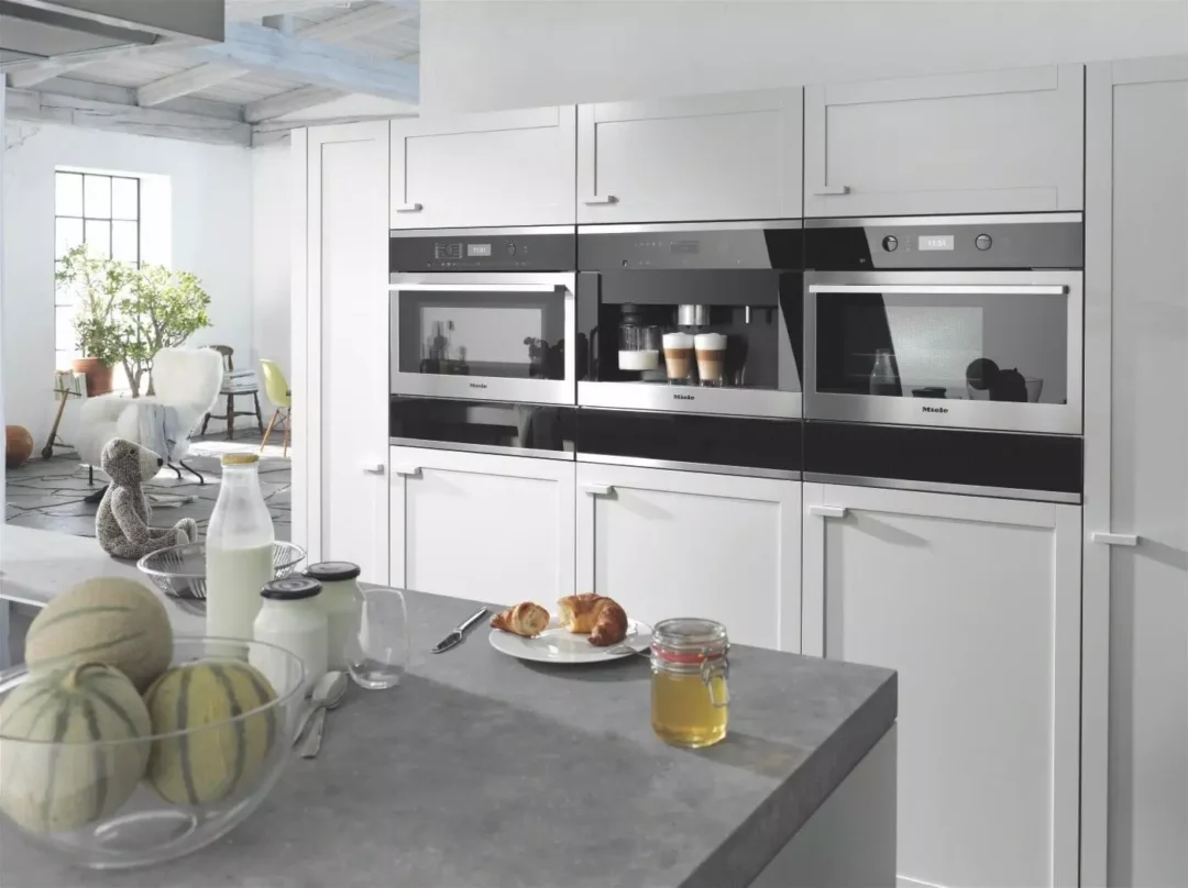 Miele 5 | Cotswood Kitchens, Blockley