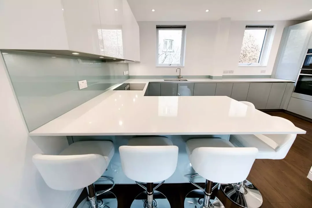 White Quartz Worktop 2.